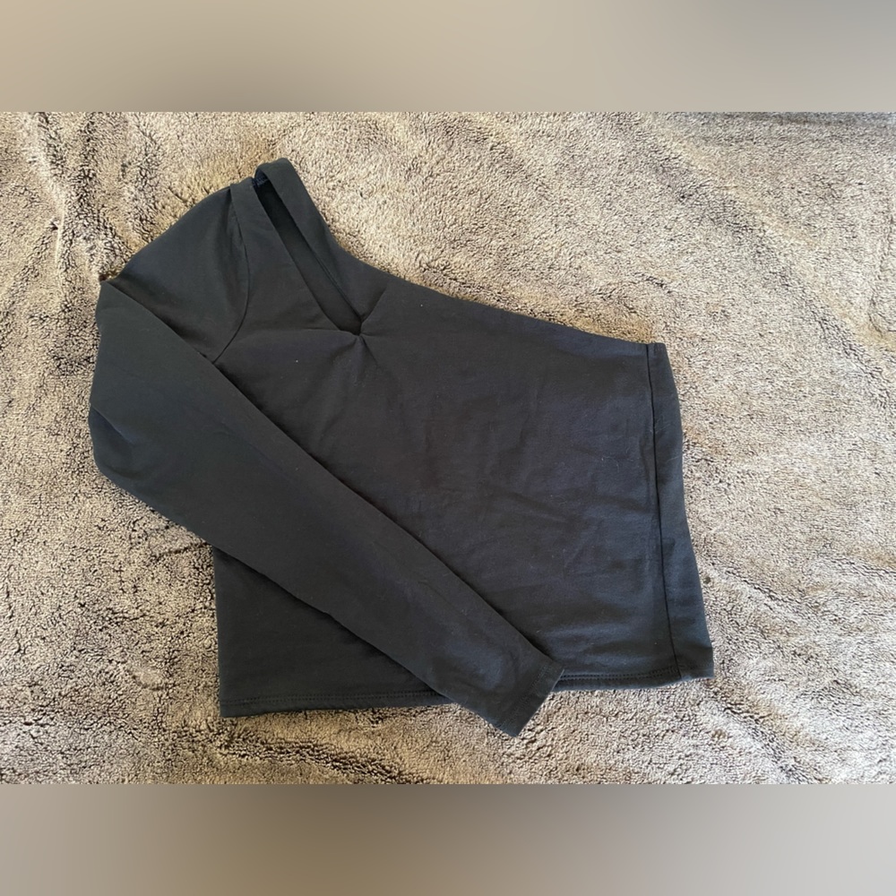 Black Abercrombie top